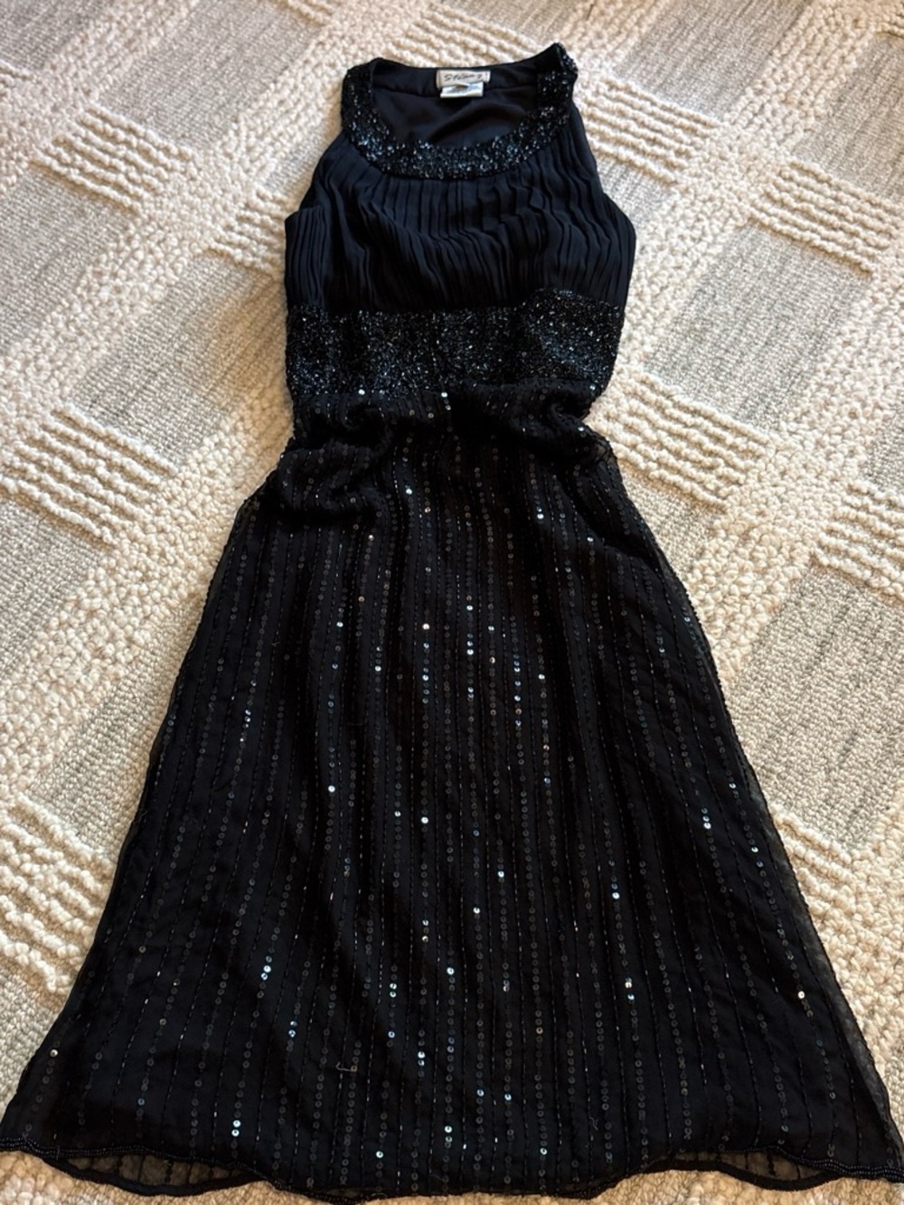 Stenay Black Sleeveless Sequin Evening Dress